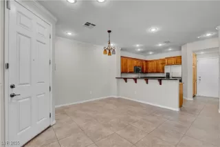 Photo #4: 2705337 Listing 