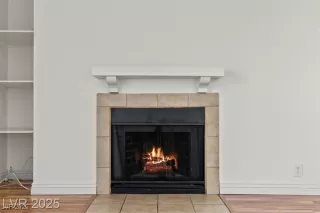 Photo #5: 2705347 Listing 