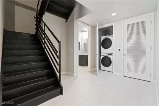 Photo #6: 2705355 Listing 