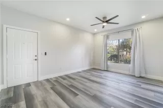 Photo #4: 2705368 Listing 