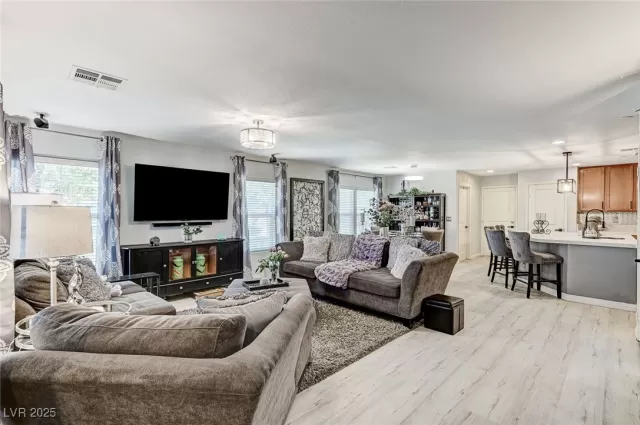 MLS: 2705371 Condo For Sale