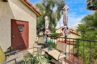 Photo #5: 2705375 Listing