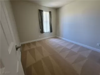 Photo #6: 2705380 Listing 