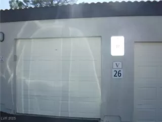 Photo #1: 2705398 Listing 