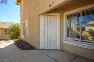 Photo #2: 2705400 Listing