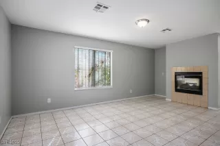 Photo #3: 2705400 Listing