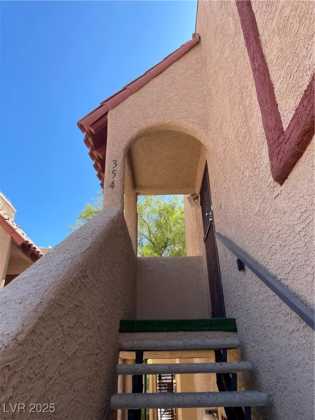 MLS: 2705410 Condo For Sale