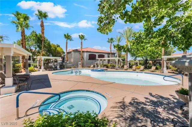 MLS: 2705443 Condo For Sale