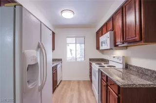 Photo #1: 2705458 Listing 