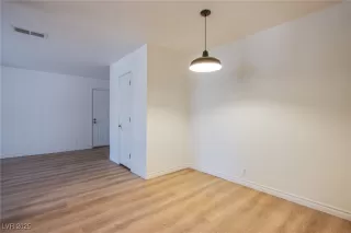 Photo #6: 2705458 Listing 