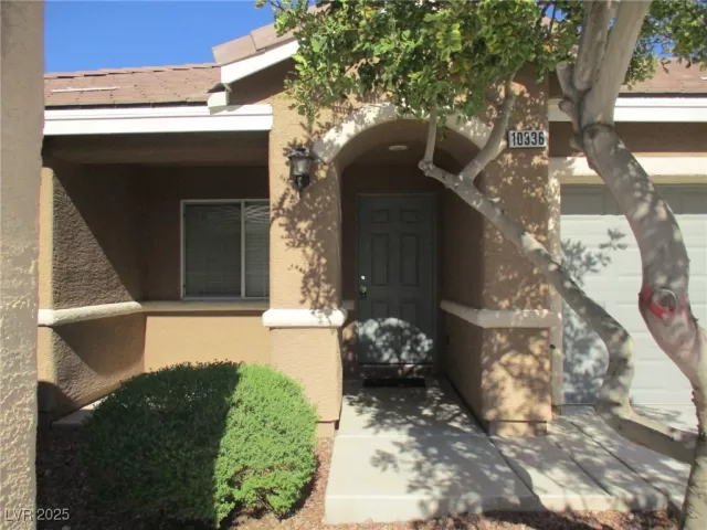 MLS: 2705471 Condo For Sale