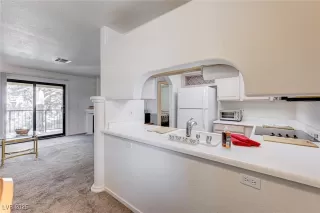 Photo #4: 2705536 Listing 