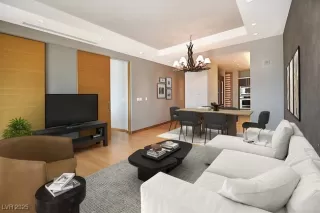 Photo #4: 2705540 Listing