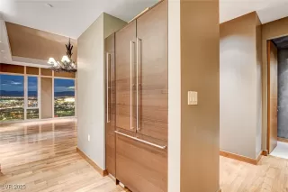 Photo #6: 2705540 Listing