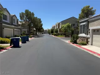 Photo #1: 2705558 Listing 