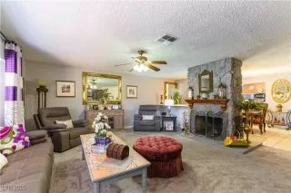 Photo #2: 2705663 Listing