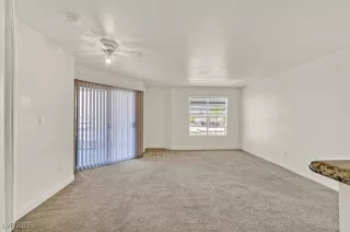 Photo #6: 2705667 Listing