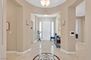 Photo #6: 2705674 Listing