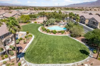 Photo #1: 2705689 Listing 