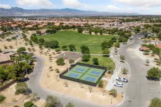 Photo #3: 2705689 Listing 