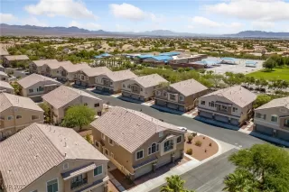 Photo #4: 2705689 Listing 