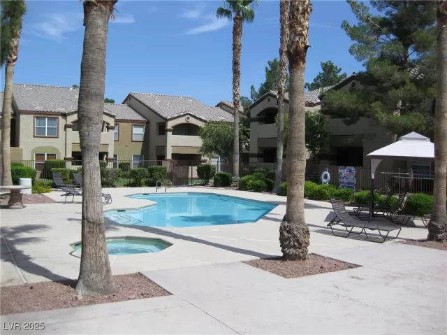 MLS: 2705690 Condo For Sale