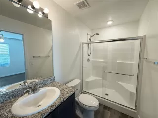 Photo #5: 2705733 Listing 