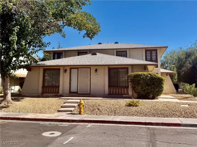 MLS: 2705743 Condo For Sale