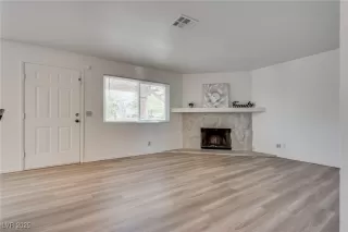 Photo #2: 2705780 Listing