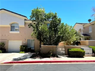 Photo #1: 2705803 Listing 