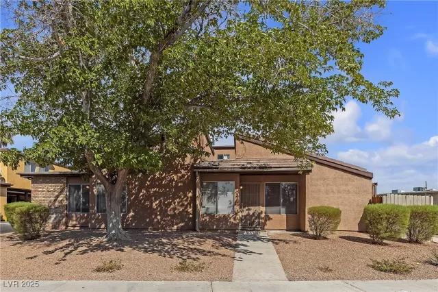 MLS: 2705804 Condo For Sale