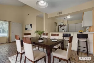 Photo #3: 2705804 Listing 