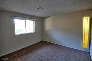 Photo #6: 2705807 Listing 