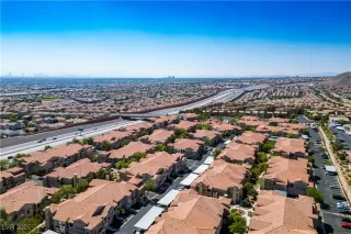 Photo #3: 2705810 Listing 