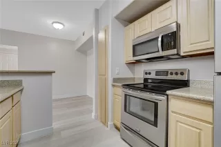 Photo #3: 2705814 Listing 