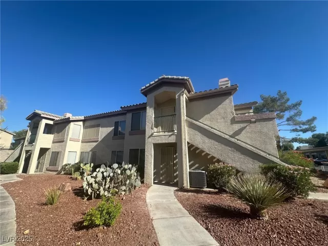 MLS: 2705841 Condo For Sale