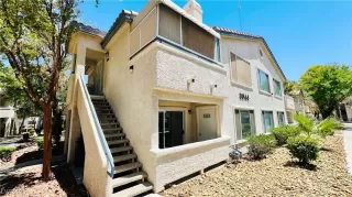 Photo #2: 2705853 Listing