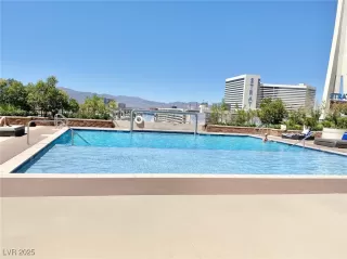 Photo #4: 2705884 Listing 