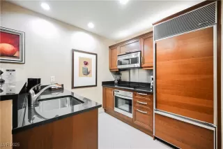 Photo #2: 2705898 Listing 