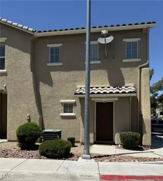 Photo #2: 2705915 Listing 