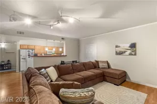 Photo #2: 2705920 Listing 