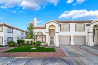 Photo #1: 2705928 Listing 