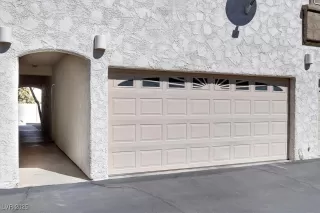 Photo #1: 2705941 Listing 