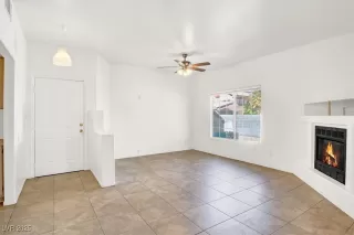 Photo #6: 2705941 Listing 