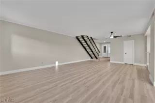 Photo #2: 2705969 Listing 