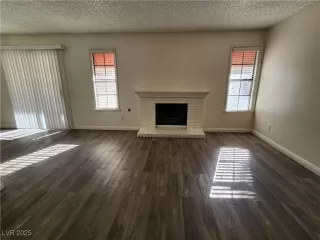 Photo #2: 2705980 Listing 