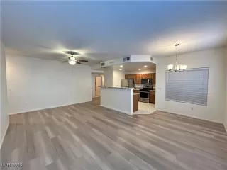 Photo #2: 2705987 Listing 