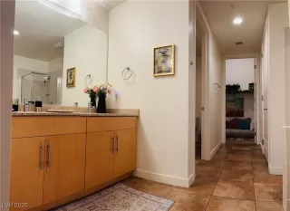 Photo #6: 2705993 Listing 