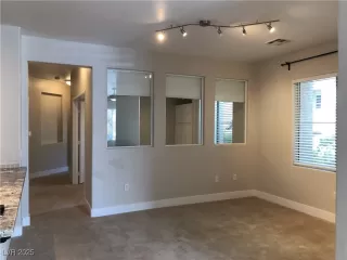 Photo #6: 2705994 Listing