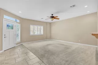 Photo #4: 2706002 Listing 